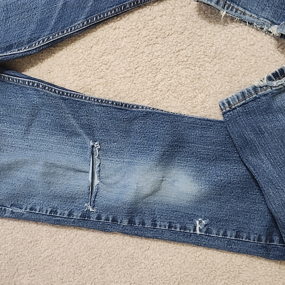 Levis Distressed 514 - Picture 5 of 12